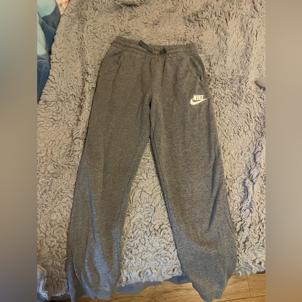 Nike joggers